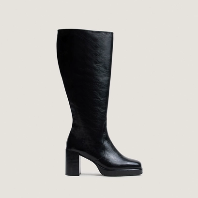 Platform boots black