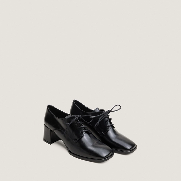 Heeled lace-up loafers in black leather | VAXANA