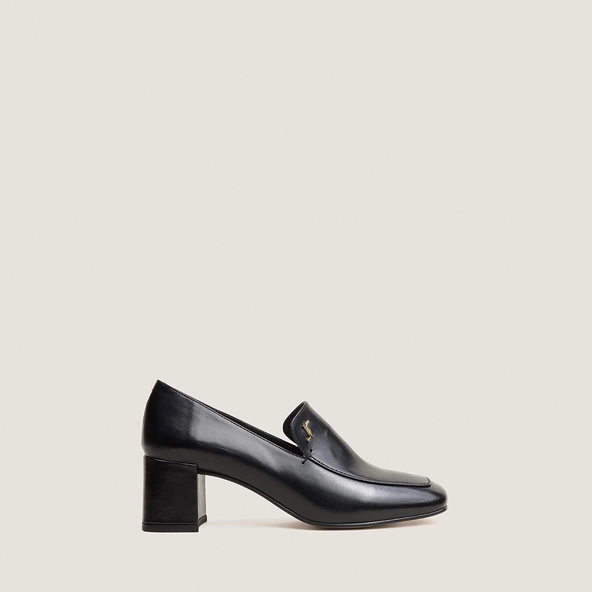 Heeled monogram loafers in black leather | VILLETTE