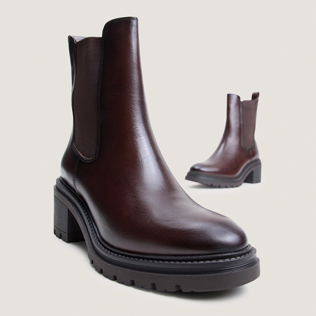 Ankle boots with lug soles in reddish-brow leather | ASTROS