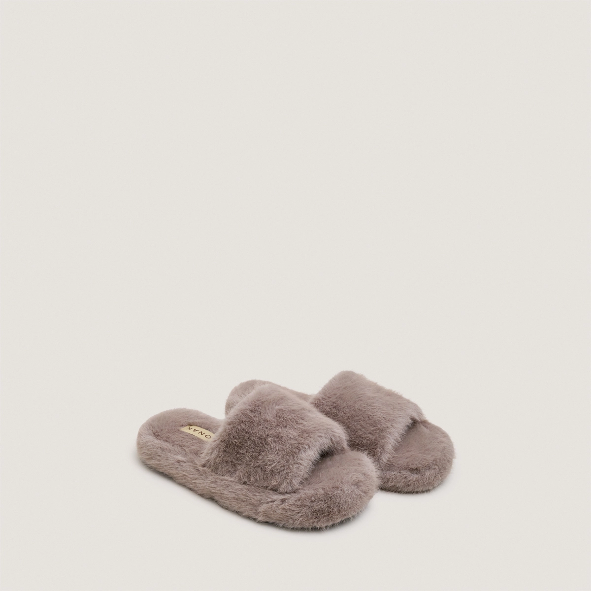 Slippers in grey synthetic fur | JOURNEY