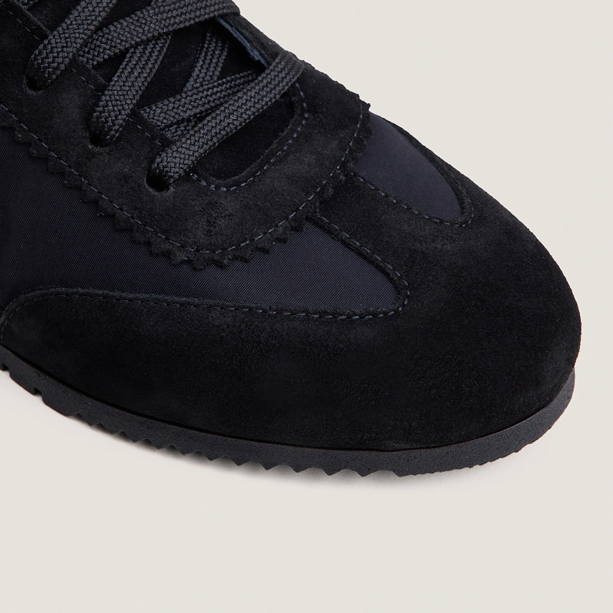 High-top lace-up sneakers in black split leather and black nylon | DUTO