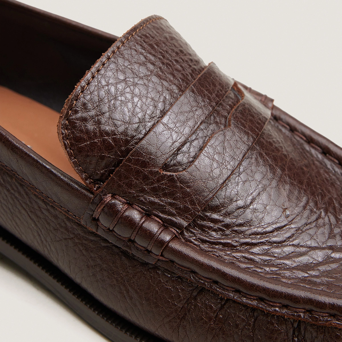 Round toe loafers in brown aged leather | DELICE