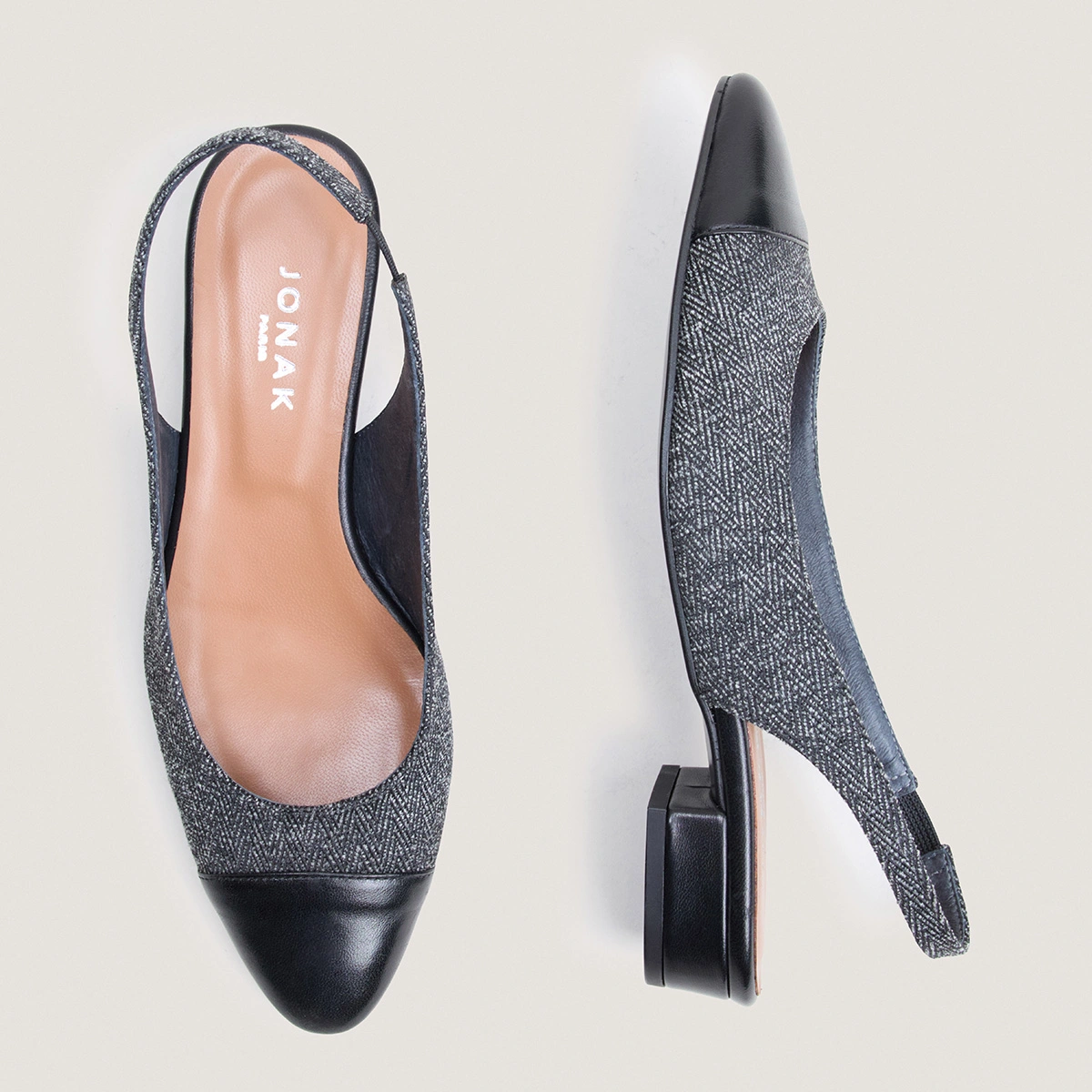 Low-heel slingback ballet flats in black leather and grey chevron pattern | DECISION
