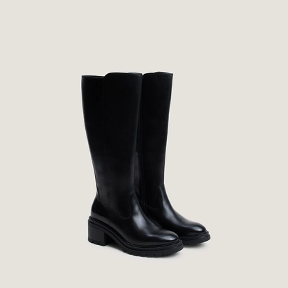 Heeled boots with lug soles black