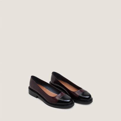 Round-toe ballet flats with low heels black / burgundy