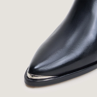 Heeled ankle boots with silver toe caps black