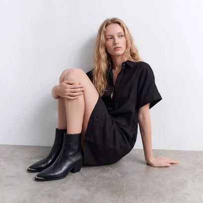 Heeled ankle boots with silver toe caps black