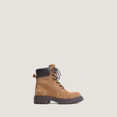 Lace-Up Boots with Lug Soles brown / greige