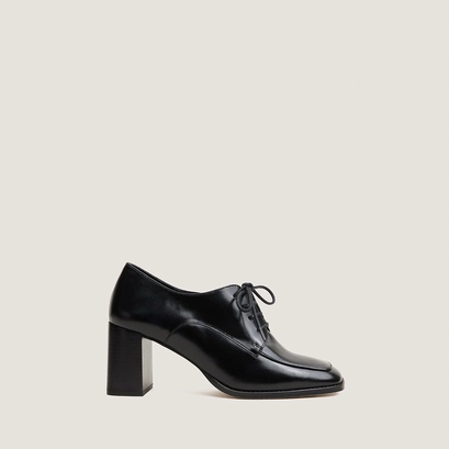 Heeled Derbies black