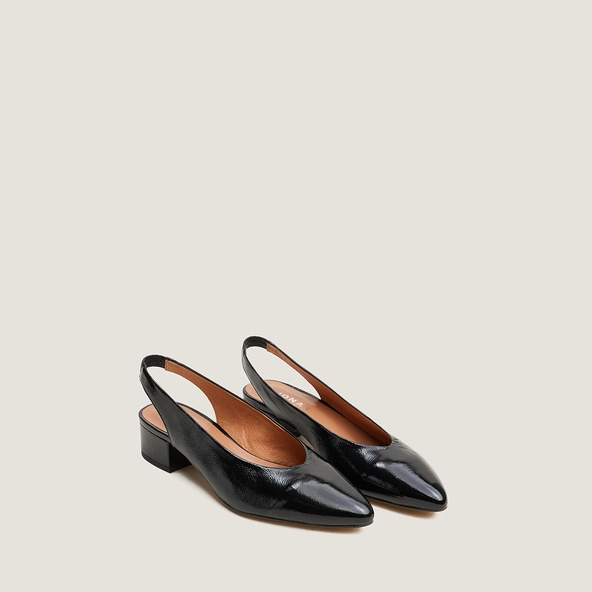 Ballet flats with open backs in black pleated patent leather | VINCE