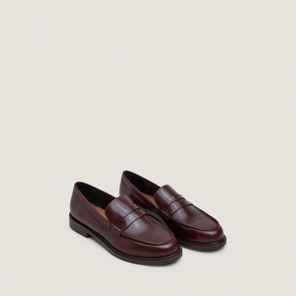 Round-toe loafers in brown leather | DRACULA