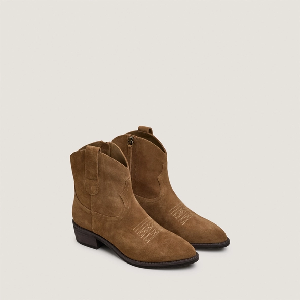 Ankle boots with low heels in tobacco split leather | TALY