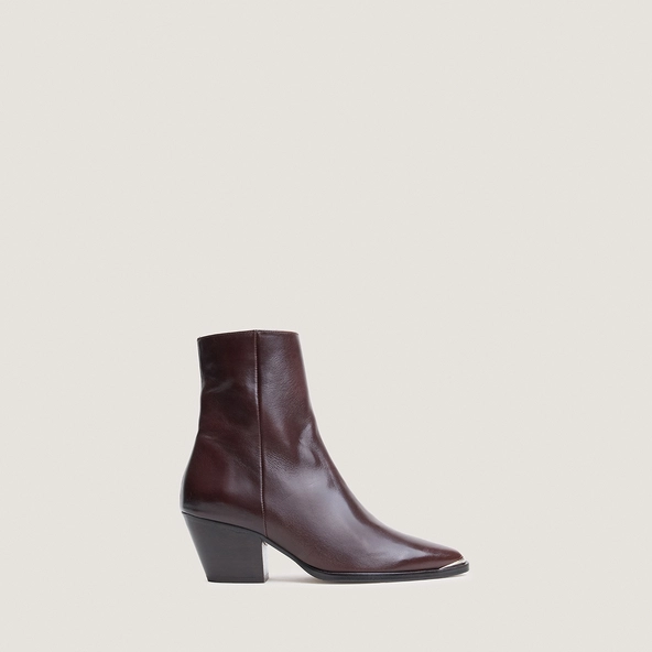 Heeled ankle boots with silver toe caps in brown leather | PRUDENCE