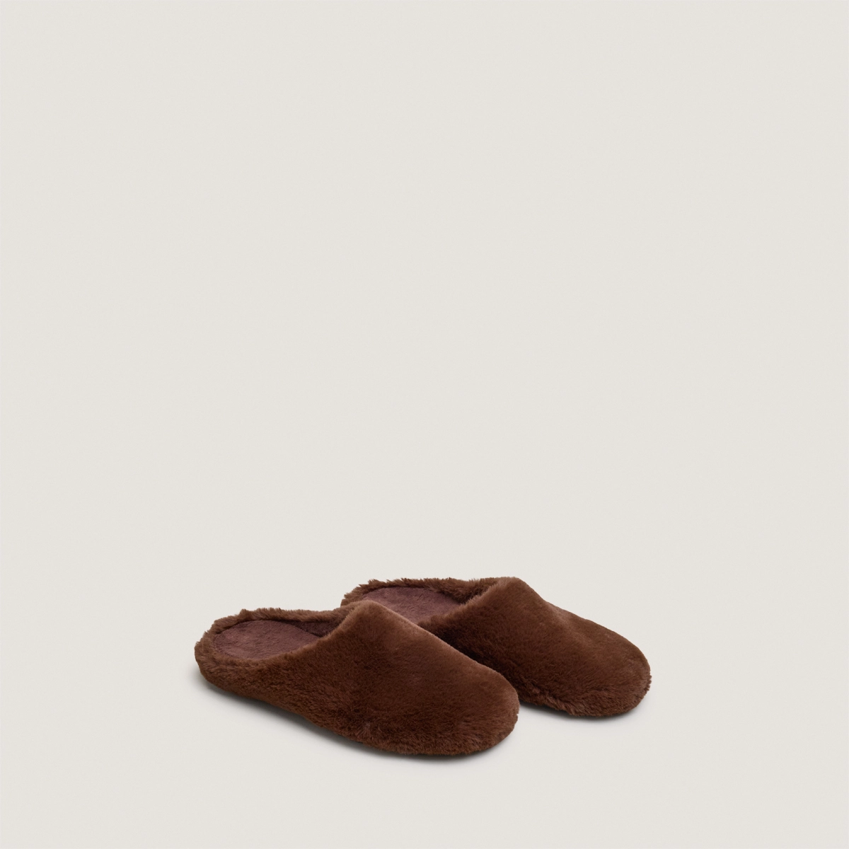 Slippers in brown fluffy | JUDE