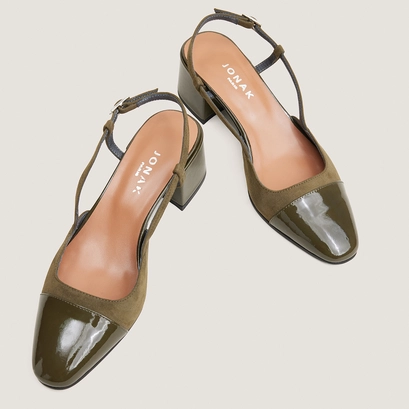 Low-heel slingbacks in khaki patent leather and khaki suede | DHAPOPY