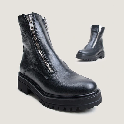 Boots with lug soles and zip black