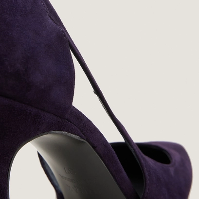 Heeled pointed-toe pumps purple