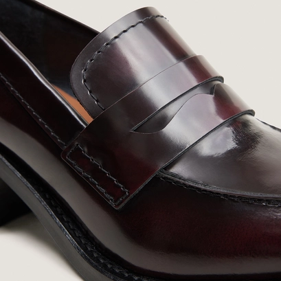 Heeled loafers burgundy