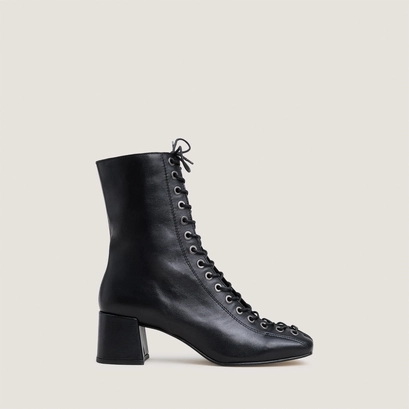Heeled ankle boots black