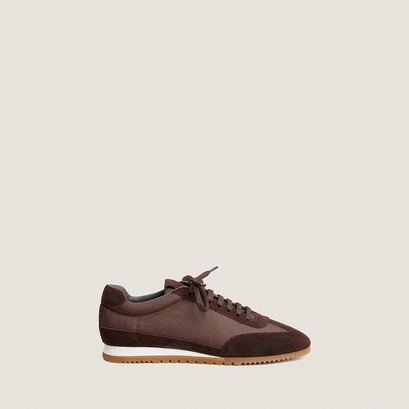 Lace-up sneakers brown