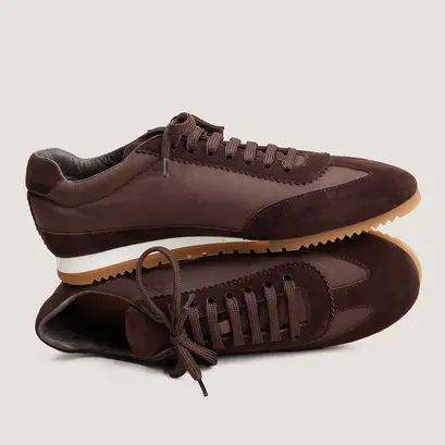 Lace-up sneakers brown