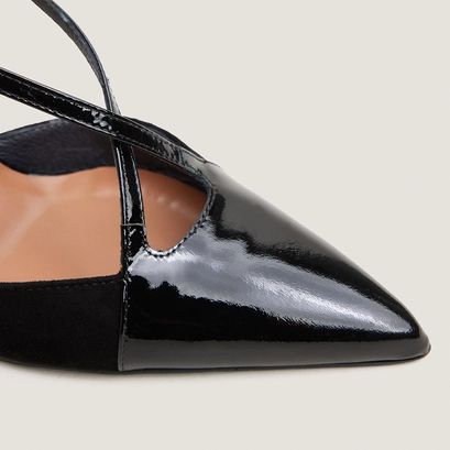 Heeled Pumps black