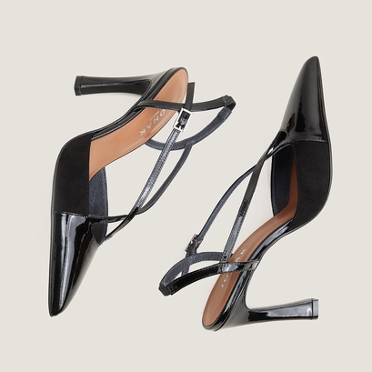 Heeled Pumps black