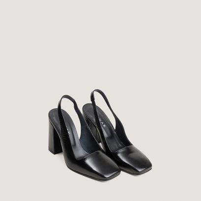 Square-Toe Heeled Pumps black