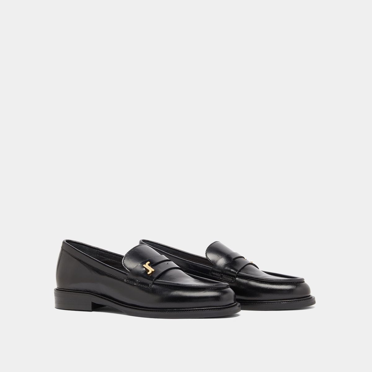 Round-toed loafers in black leather | DUEDI