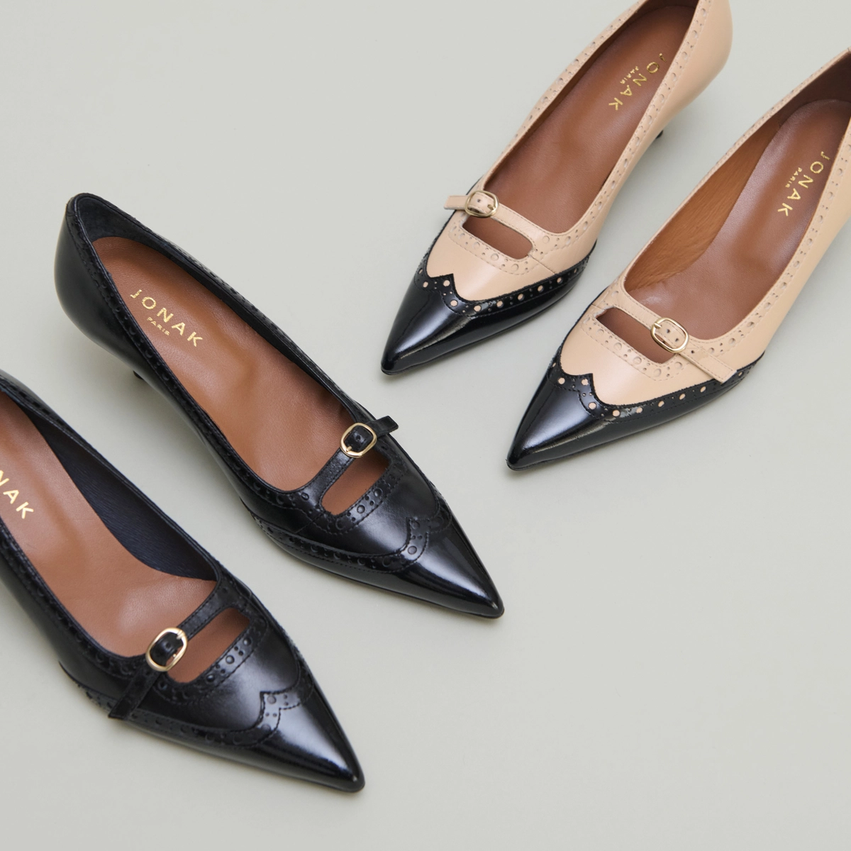 Escarpins à brides et détails perforés..... in black patent and beige leather | DALTA
