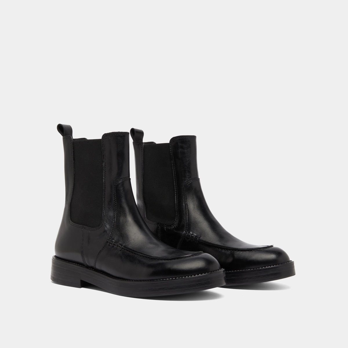 Boots &agrave; &eacute;lastiques larges in black leather | ALLAN
