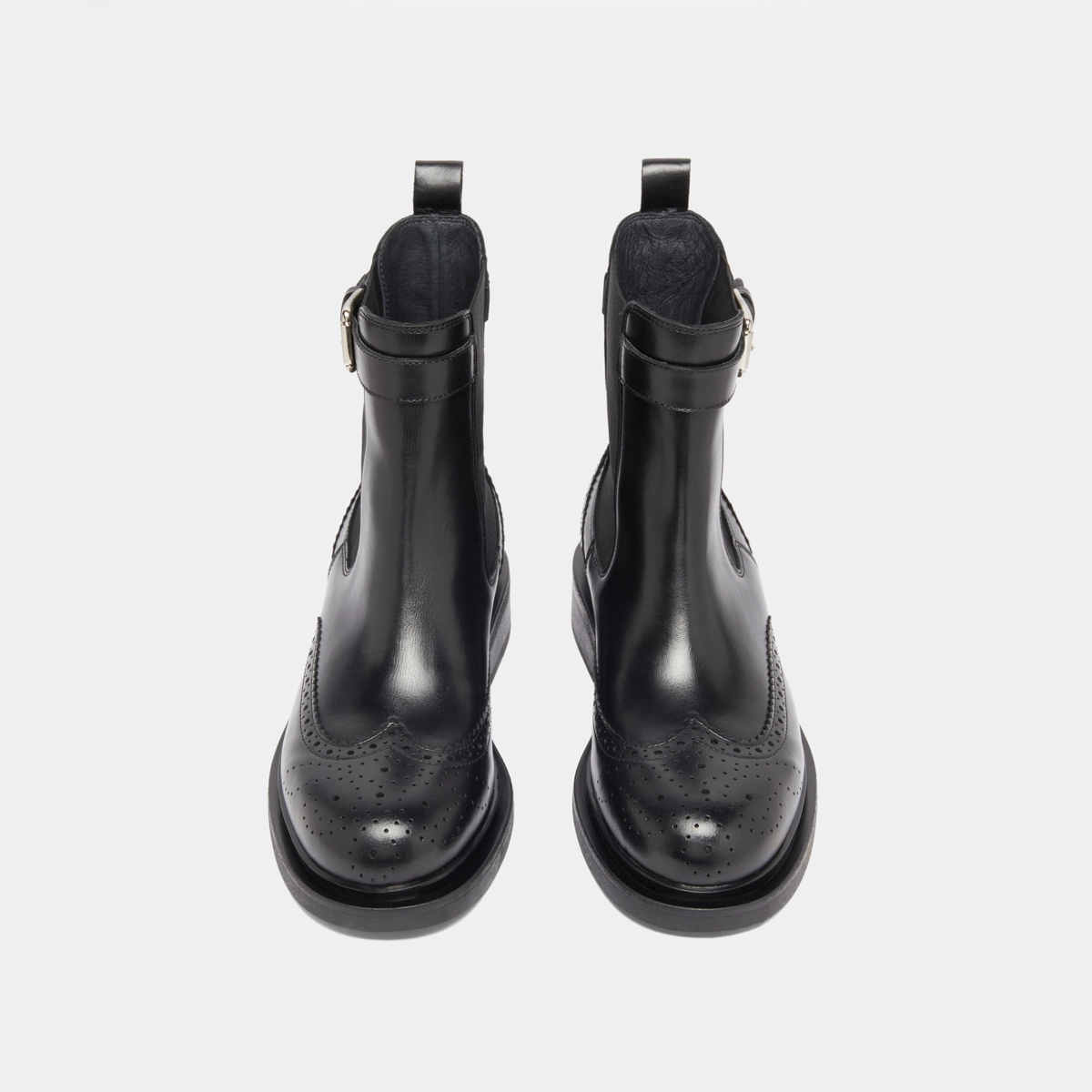 Boots à boucles in black leather | DOUBY