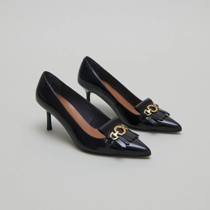 Escarpins &agrave; mors dor&eacute;s in black leather | DELBA