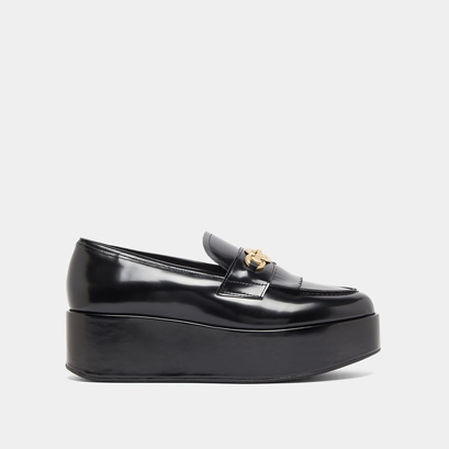Mocassins &agrave; boucles dor&eacute;es in black glazed leather | delphes