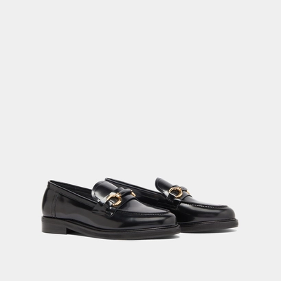 Loafers with gold bits in black glazed leather | drop