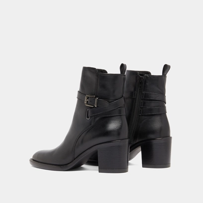 Bottines &agrave; talons et boucles in black leather | cajou