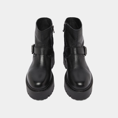 Boots &agrave; semelles crant&eacute;es et boucles in black grained leather | rana