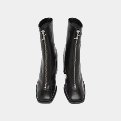 Bottines &agrave; talons et fermetures &eacute;clairs ... in black leather | vandana
