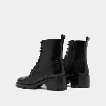 Boots &agrave; lacets et &agrave; talons in black leather | anders
