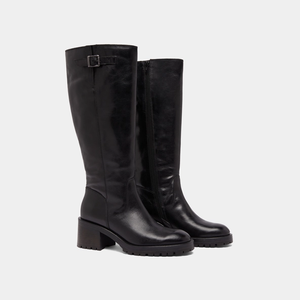 Bottes à semelles crantées in black leather | CECILIEN