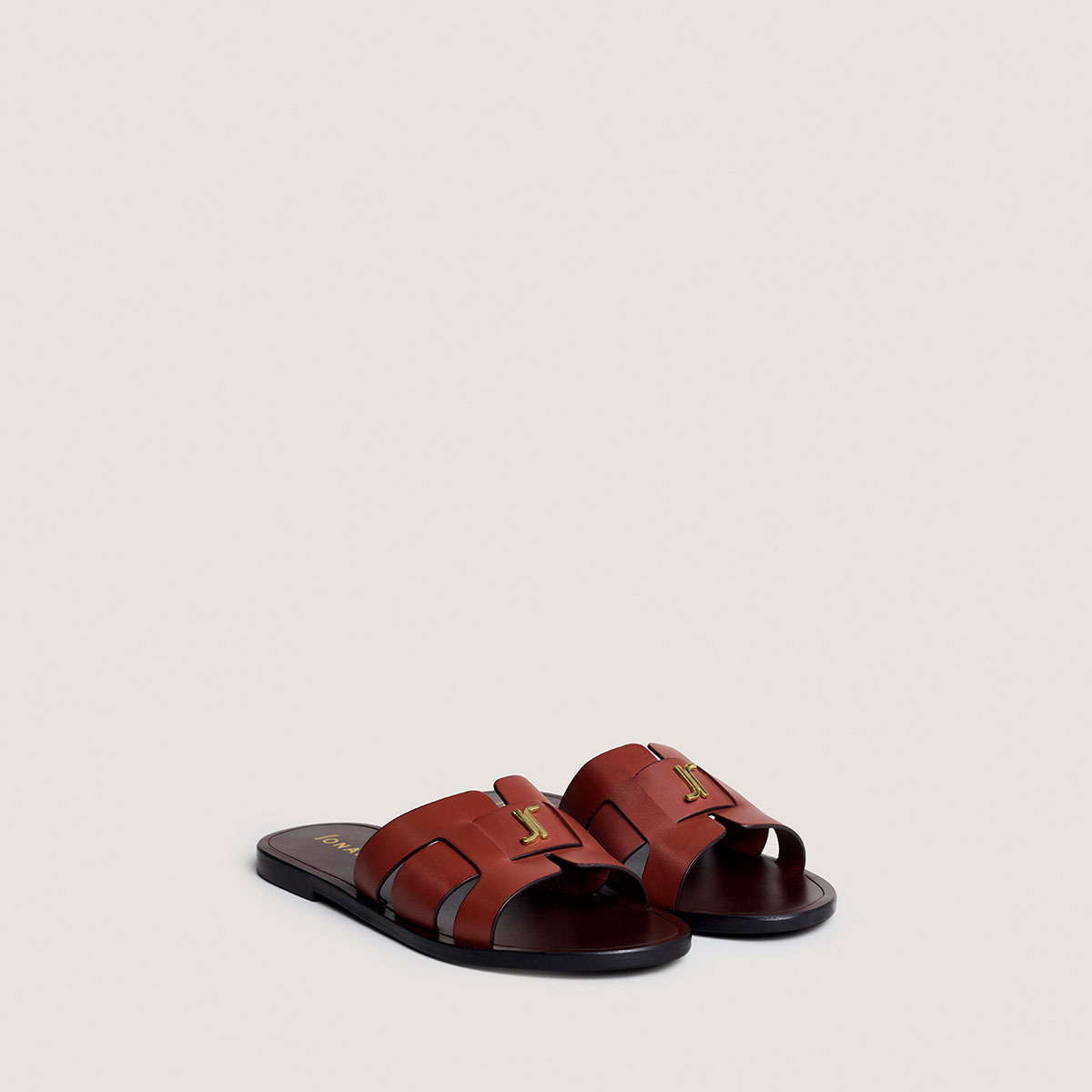 sandales &agrave; monogrammes cognac