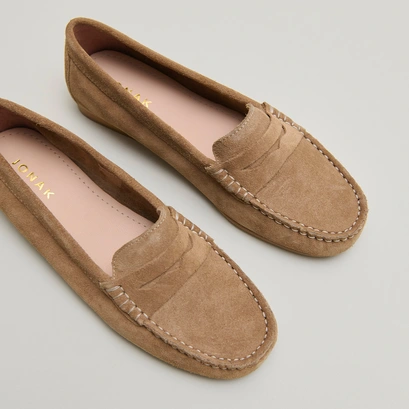 Mocassins &agrave; surpiq&ucirc;res in beige crust | greg