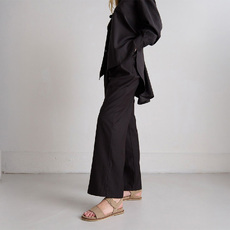 Sandales &agrave; brides et bouts ouverts beige