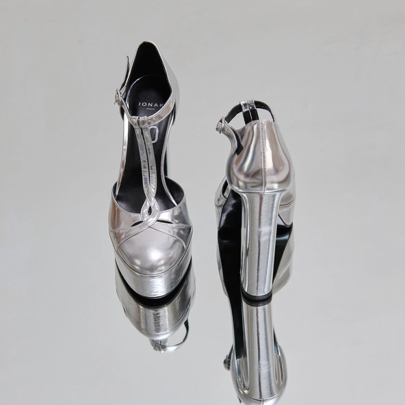 Salomés à talons et plateformes in silver metallic leather | REWIND