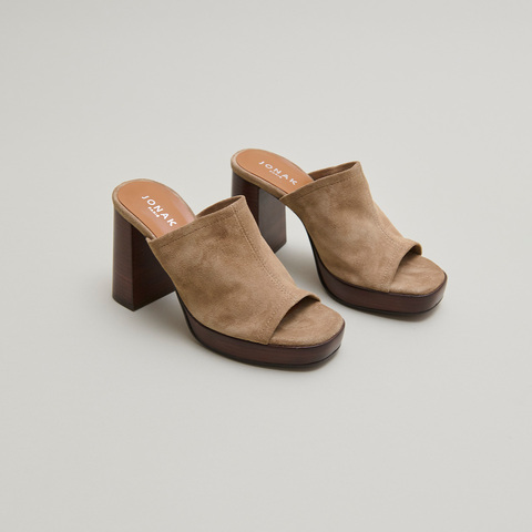 Mules &agrave; talons taupe