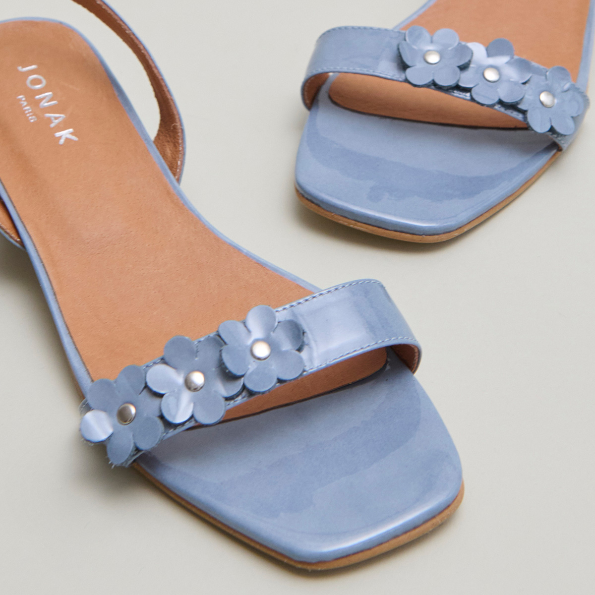 Sandales &agrave; fleurs azure blue