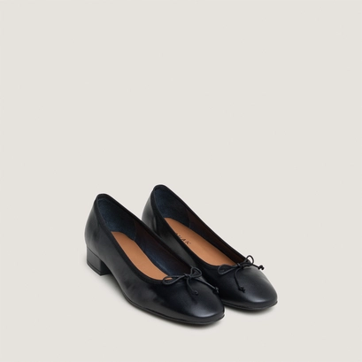 Heeled ballet flats in black leather | dadou