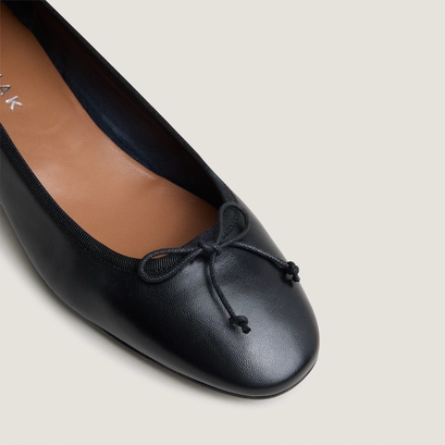 Heeled ballet flats in black leather | dadou