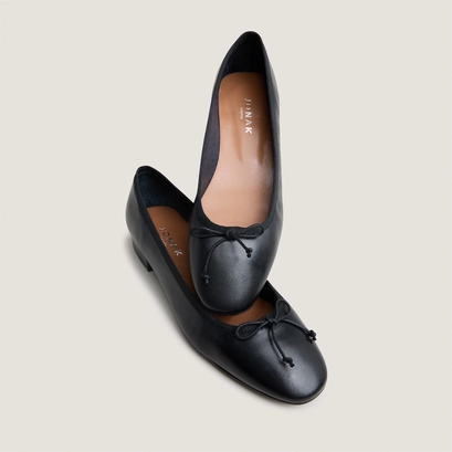 Heeled ballet flats in black leather | dadou